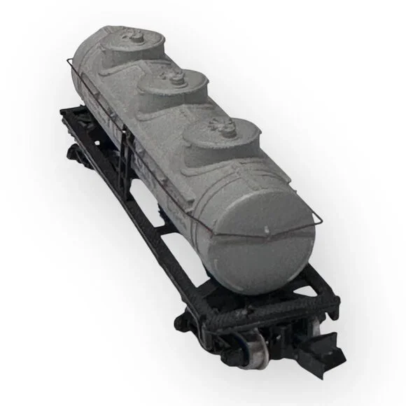 Firestone 42 Ft Three Dome Tank Car GATX30928 Bachmann N Scale Model 5428 w Box - Picture 6 of 16